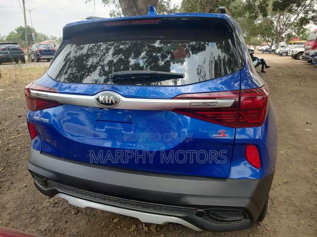 Kia Seltos 2021 Blue