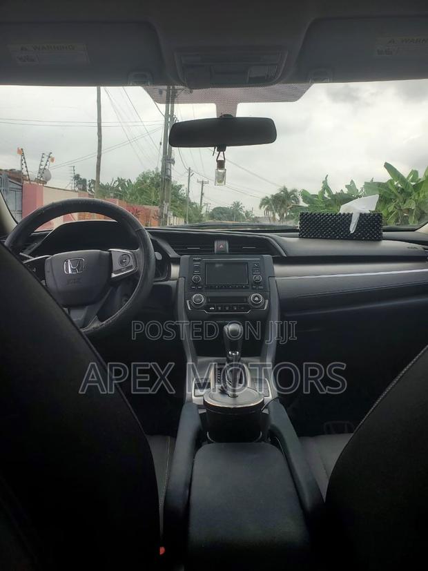 Honda Civic LX 4dr Sedan (2.0L 4cyl) 2016 Gray