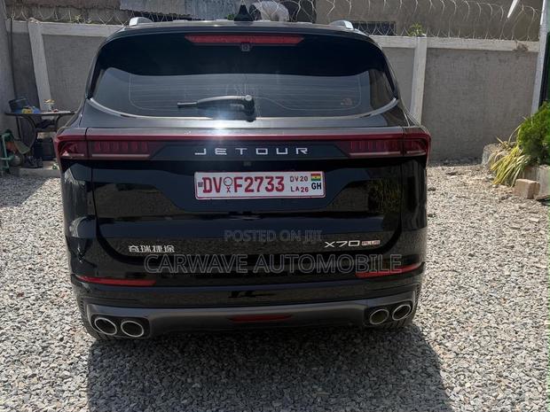 Jetour X70 Plus 1.5 5-Seater FWD 2022 Black