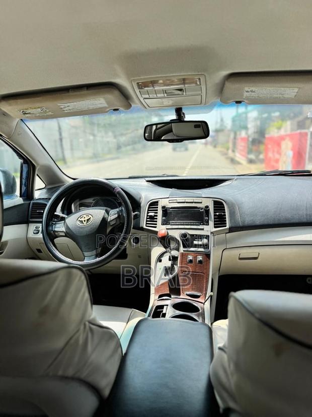 Toyota Venza XLE 2013 Blue
