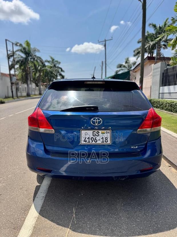 Toyota Venza XLE 2013 Blue