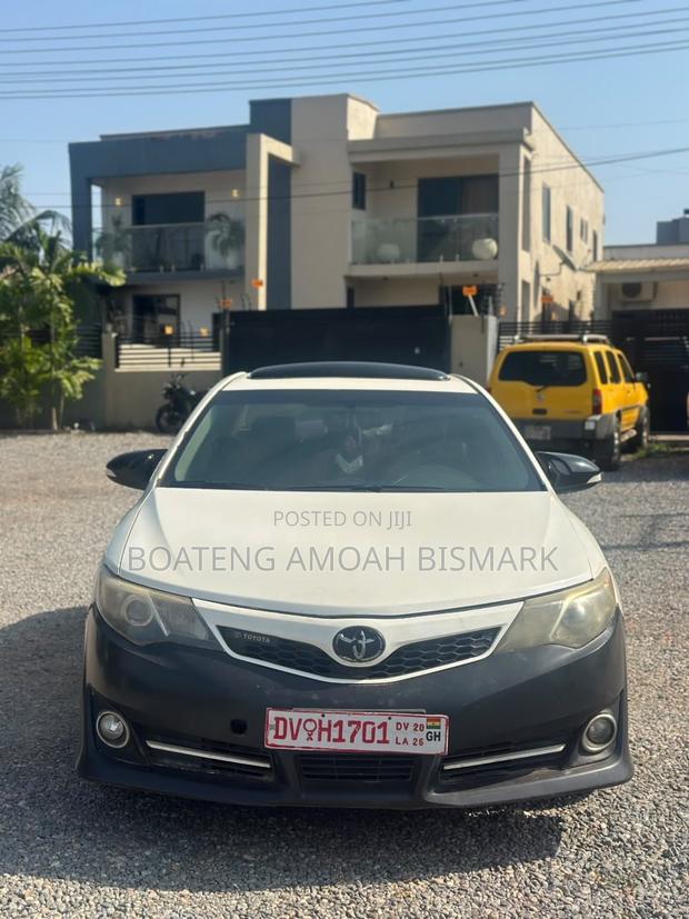 Toyota Camry 2014 White