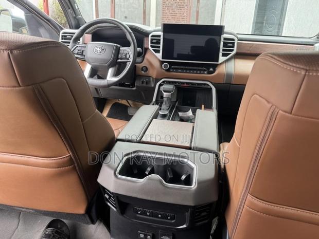 Toyota Tundra 1794 Edition CrewMax 6.5' Bed 2024 Gray