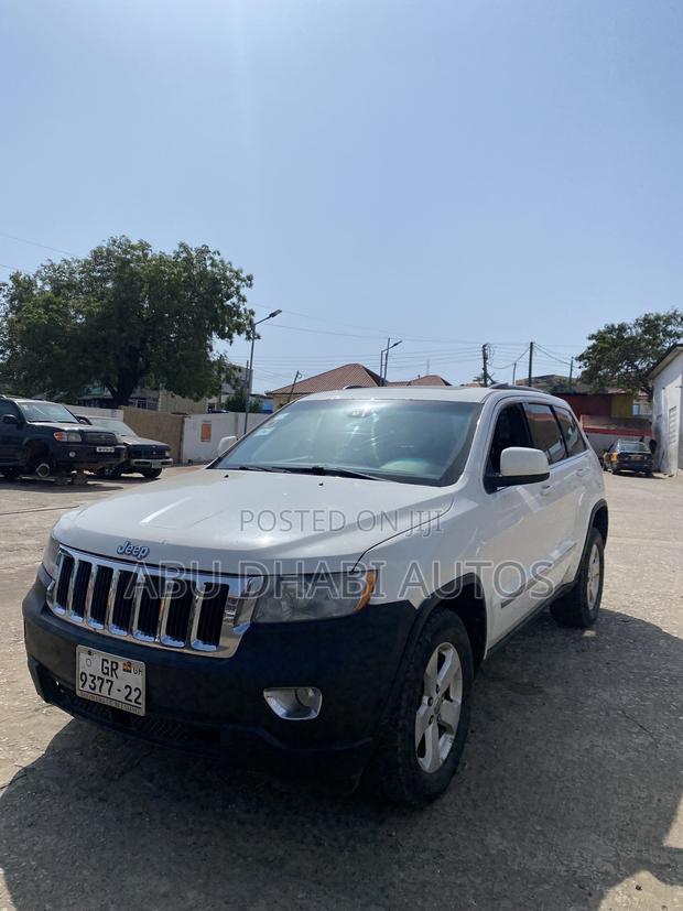 Jeep Grand Cherokee Altitude 4X4 2013 White