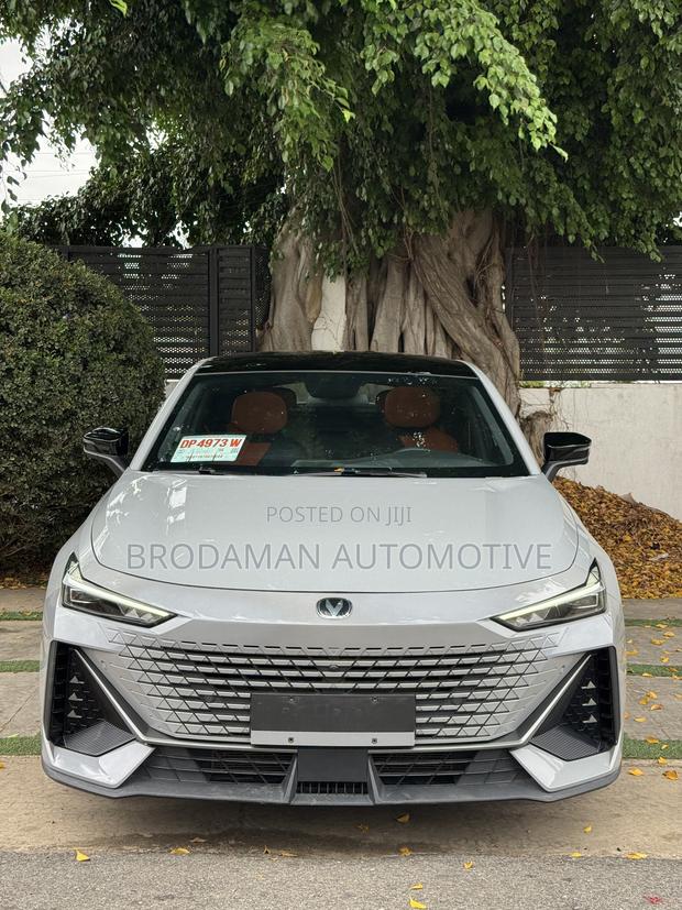 Changan UNI-V 1.5 Petrol FWD 2022 Gray