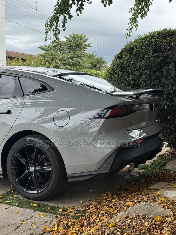 Changan UNI-V 1.5 Petrol FWD 2022 Gray
