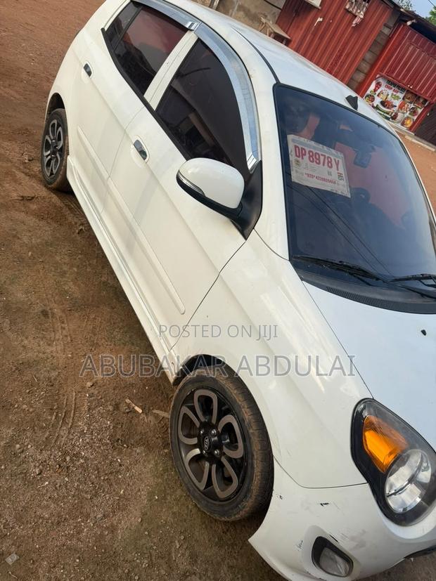 Kia Morning 2010 White