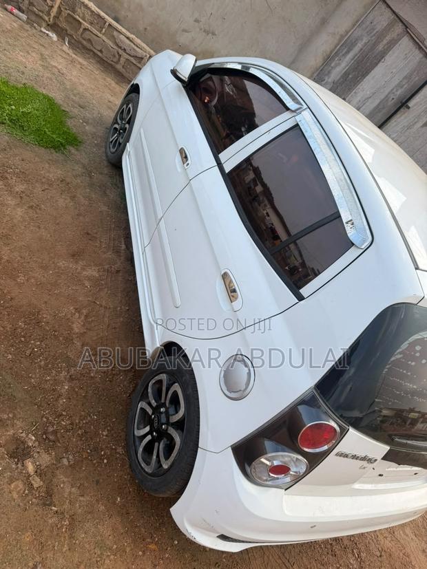 Kia Morning 2010 White
