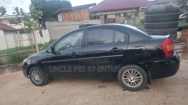 Hyundai Accent GLS Automatic 2012 Black
