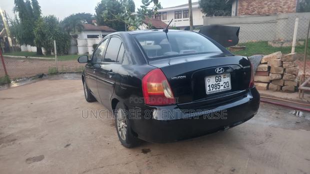 Hyundai Accent GLS Automatic 2012 Black