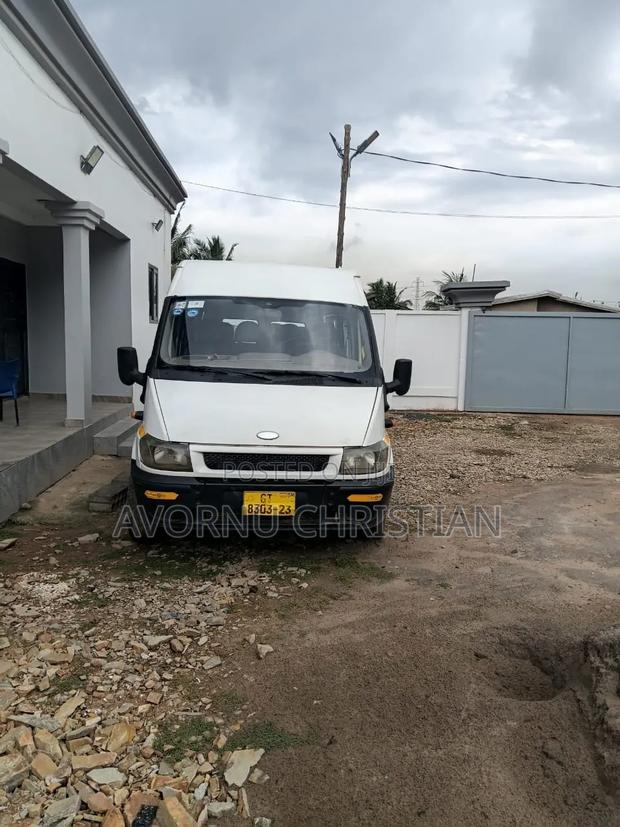 Ford Transit Crew Van 2023 White