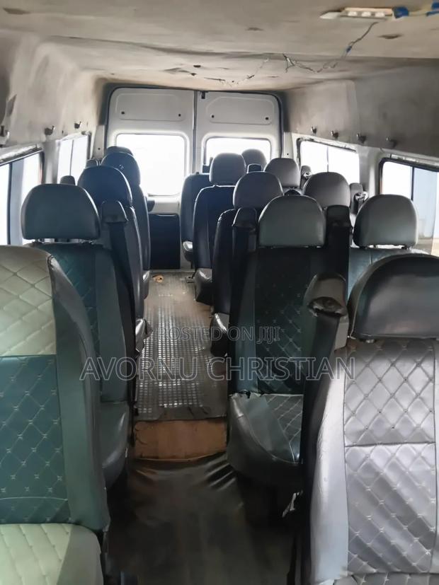 Ford Transit Crew Van 2023 White