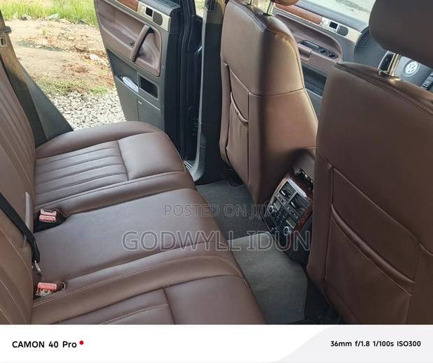 Volkswagen Touareg V6 TDi 2009 Gray