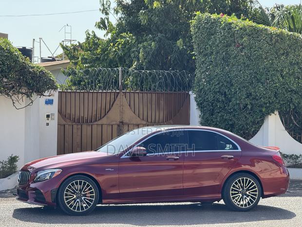 Mercedes-Benz C300 Base 4Matic Sedan AWD (2.0L 4cyl 7A) 2016 Red