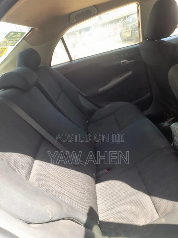 Toyota Sienta 2015 Gray