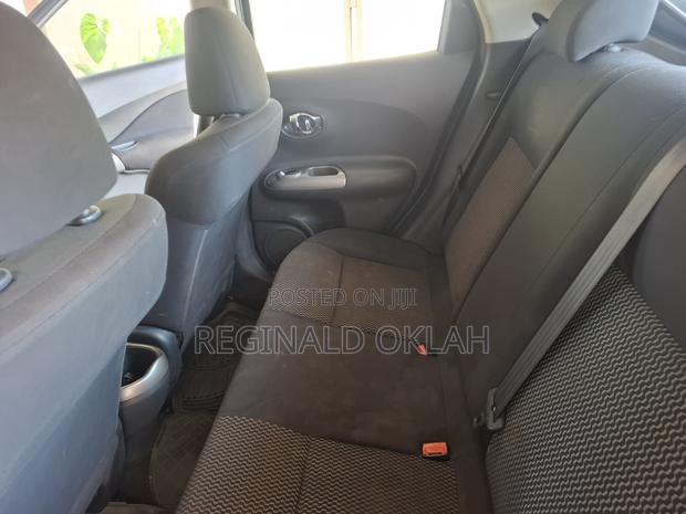 Nissan Juke S 4dr Hatchback (1.6L 4cyl Turbo CVT) 2015 Gray