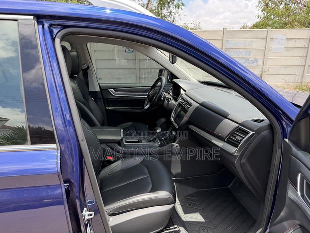 MG RX8 2018 Blue