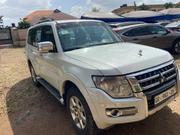 Mitsubishi Pajero V90 3.0 V6 GLS/GLX 2016 White for sale