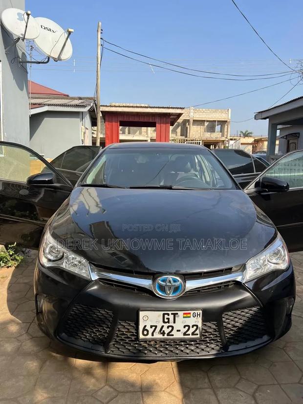 Toyota Camry 2017 Black