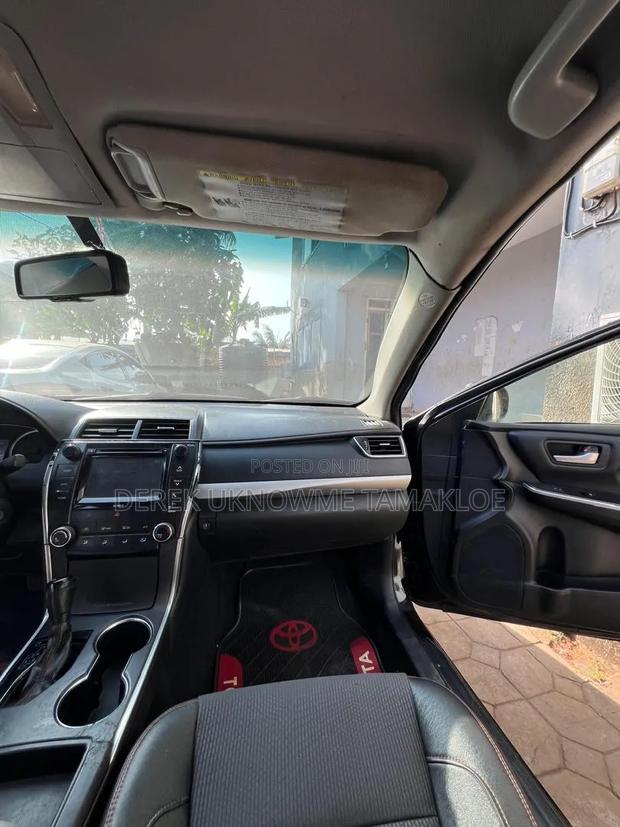 Toyota Camry 2017 Black