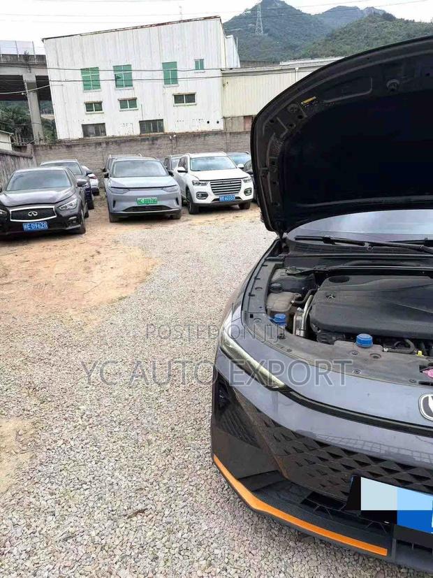 Changan UNI-V 2025 Gray