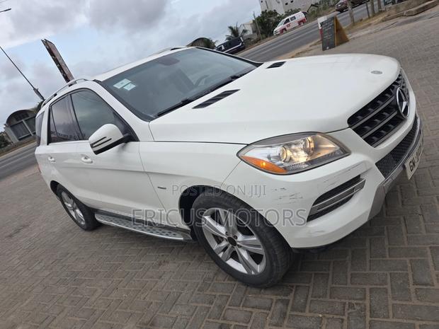 Mercedes-Benz M Class ML 350 4Matic 2012 White