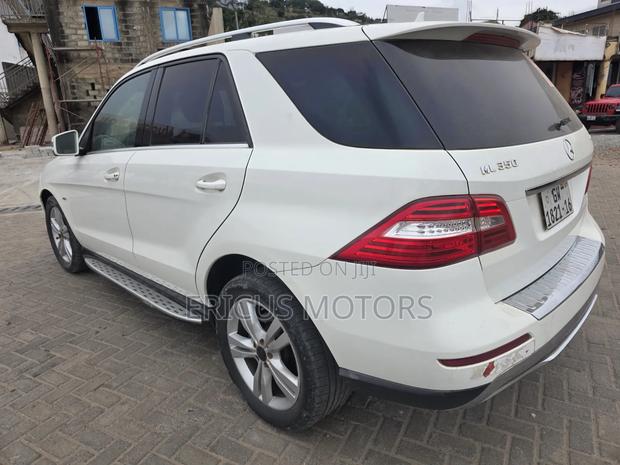 Mercedes-Benz M Class ML 350 4Matic 2012 White