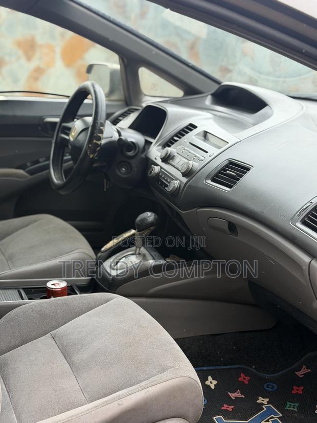 Honda Civic 2006 Silver
