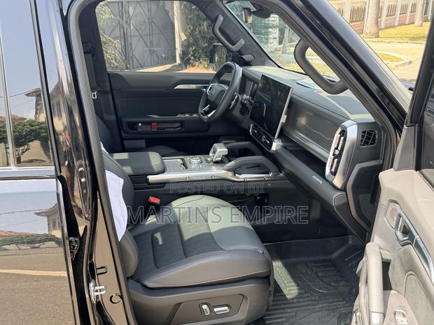 Jetour T2 2.0 Petrol AWD 2024 Black