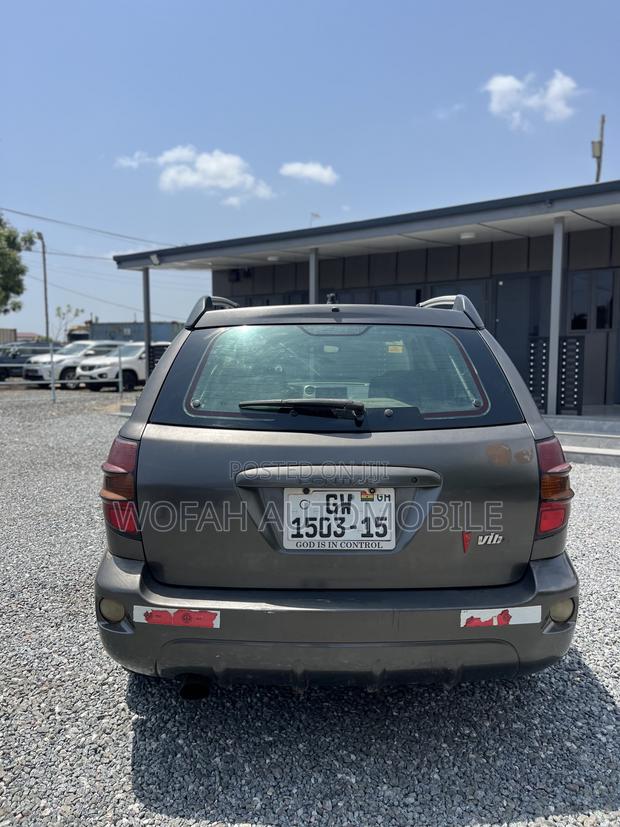 Pontiac Vibe 1.8L 2010 Gray