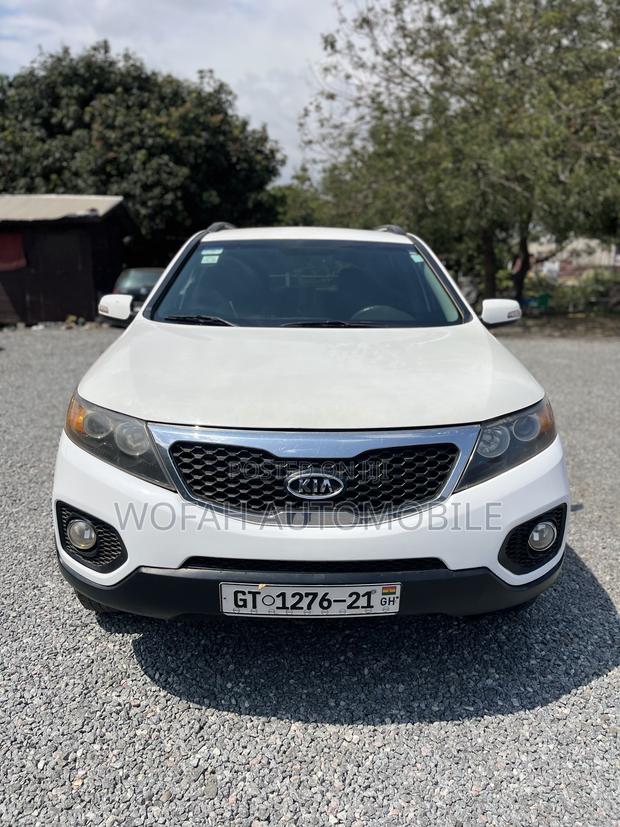 Kia Sorento 4dr SUV 2016 White