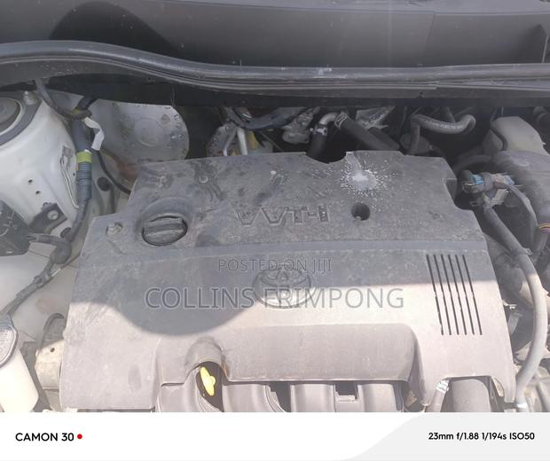 Toyota Sienta 2013 White