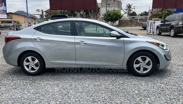 Hyundai Elantra 2015 Gray