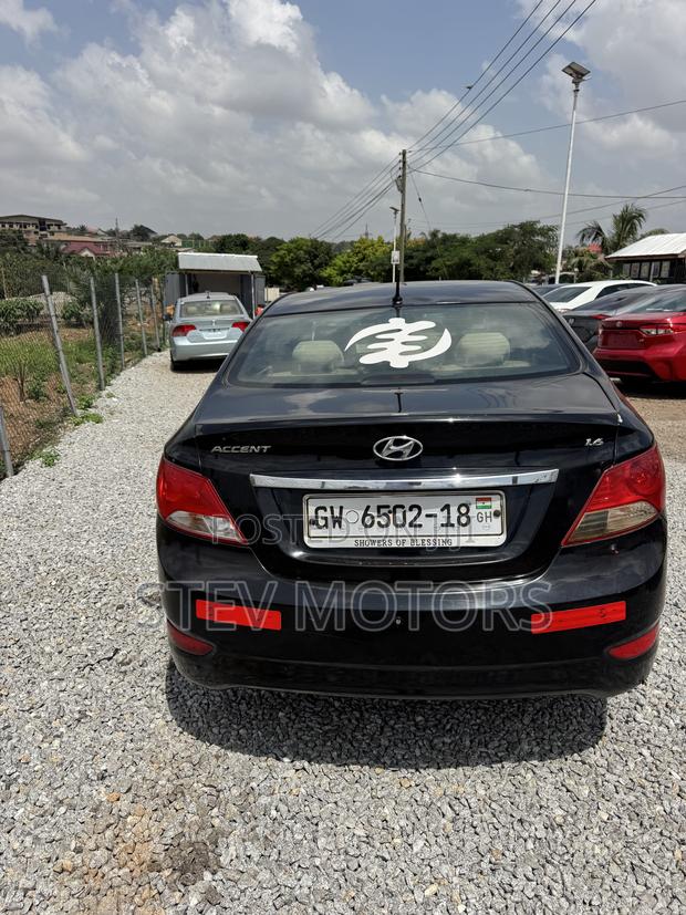 Hyundai Accent SE 2018 Black