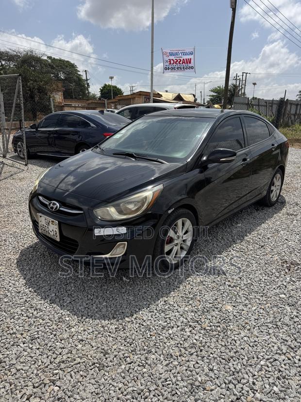 Hyundai Accent SE 2018 Black