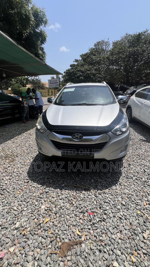 Hyundai Tucson 2012 White