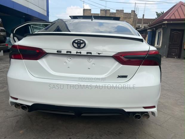 Toyota Camry 2020 White