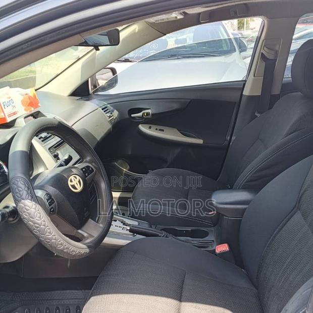 Toyota Corolla 2013 Gray