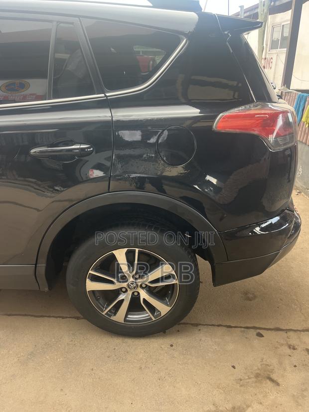 Toyota RAV4 2017 Black