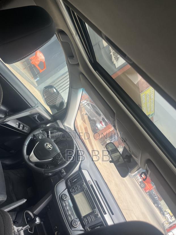 Toyota RAV4 2017 Black