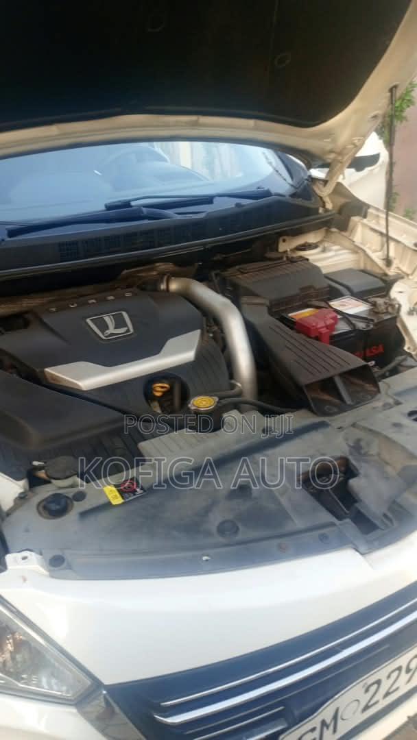 Luxgen U6 2015 White