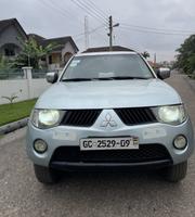 Mitsubishi L200 2009 Blue for sale