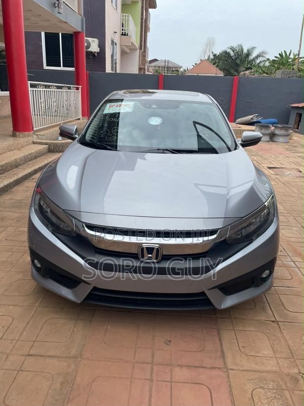 Honda Civic Touring Sedan 2018 Silver