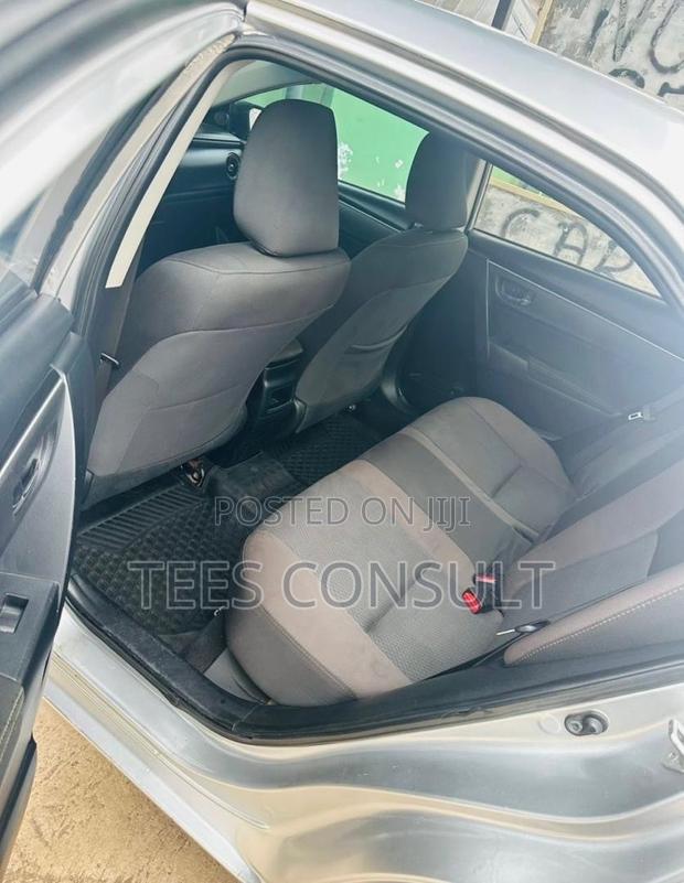 Toyota Corolla 2019 Gray