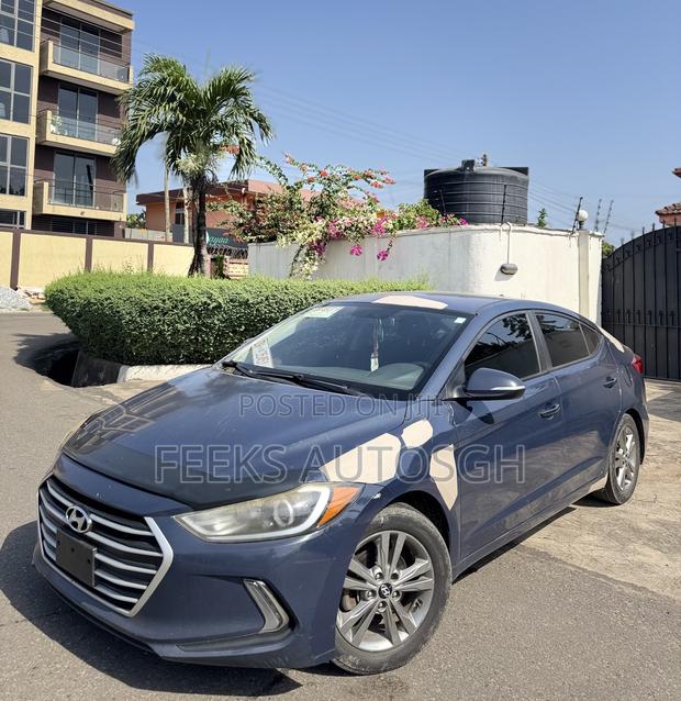 Hyundai Elantra SE Sedan FWD (2.0L 4cyl 6M) 2017 Blue