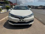 Toyota Corolla SE (1.8L 4cyl 2A) 2019 White for sale