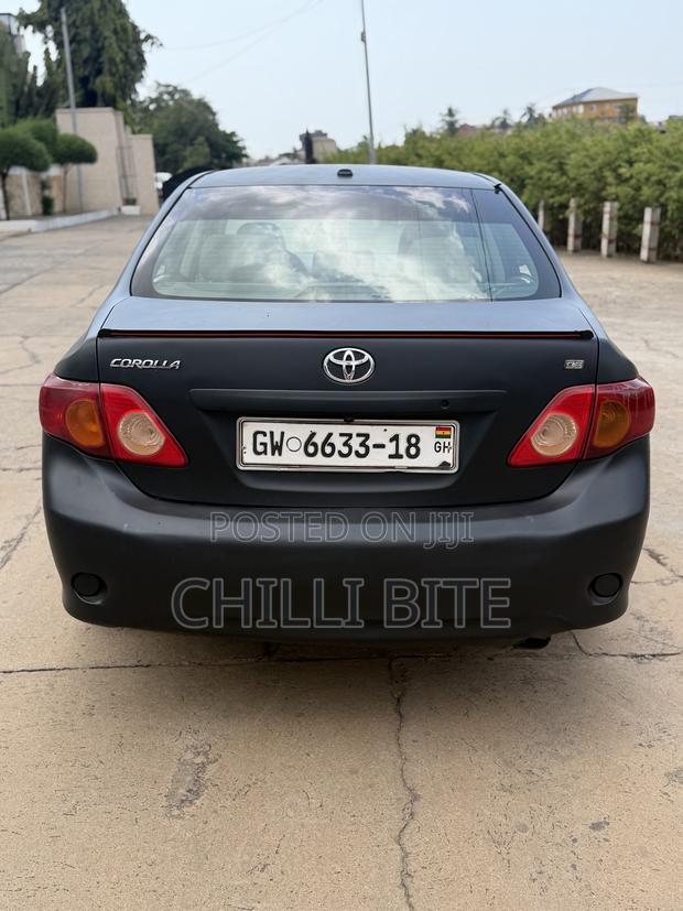 Toyota Corolla LE 4dr Sedan (1.8L 4cyl 4A) 2010 Black