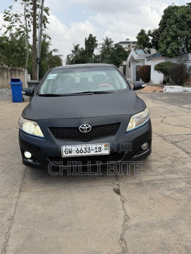 Toyota Corolla LE 4dr Sedan (1.8L 4cyl 4A) 2010 Black