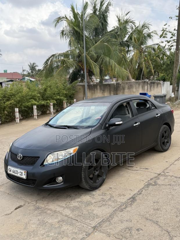 Toyota Corolla LE 4dr Sedan (1.8L 4cyl 4A) 2010 Black