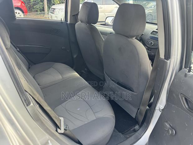 Chevrolet Spark 2LT 4dr Hatchback (1.2L 4cyl 5M) 2014 Silver